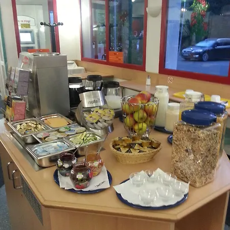 موتل 24إتش بريمن 3*